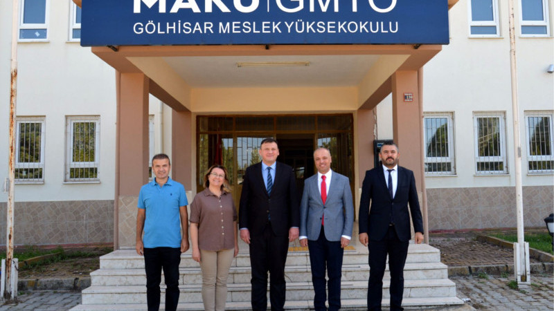 Burdur İl Özel İdaresi'nden Gölhisar Meslek Yüksekokuluna ziyaret