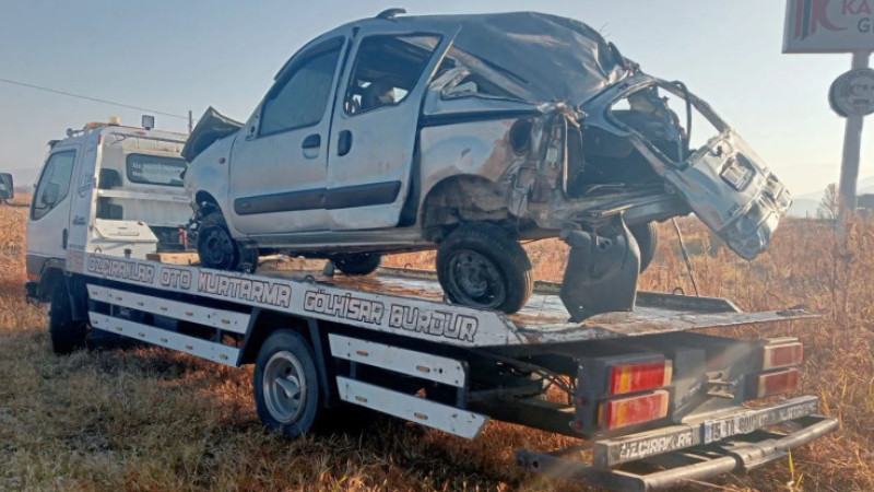 Araç Takla Attı, Trafik Canavarı 1 can aldı