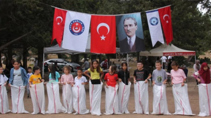 Türk Sağlık-Sen üyeleri Böğrüdelik’te buluştu