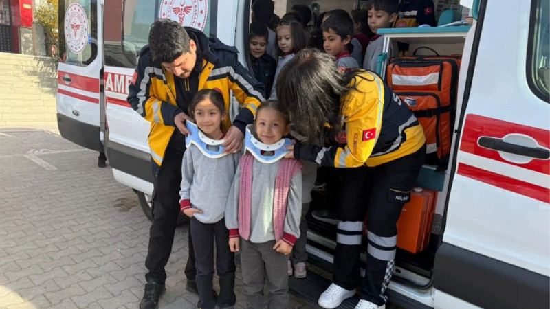 Gölhisar’da Sağlıklı Gelecek Eğitimi