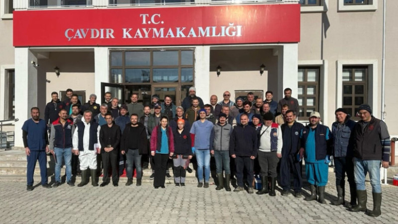 1 Günde 12.000 Büyükbaş aşılanarak koruma altına alındı