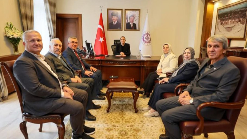 Ak Parti Gölhisar Teşkilatından Hizmet Mesaisi