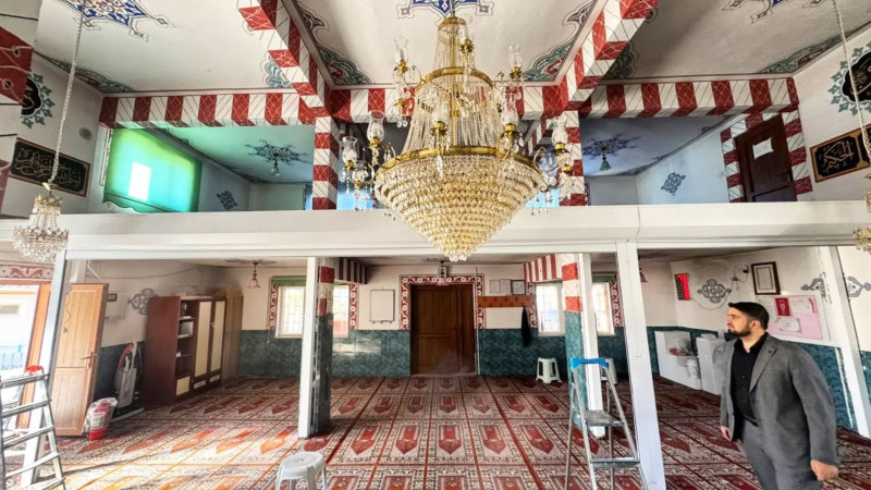 Kızılkaya Meşelitepe Camii Vatandaşların katkılarıyla Yeniliyor